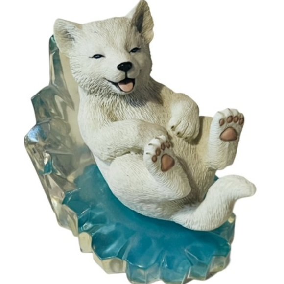 Hamilton Collection Wolf Figurine Arctic Antics Cool Slide Sculpture pup wolves - Picture 1 of 5